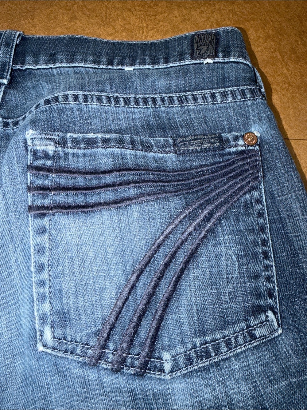 7 For All Mankind Dojo Indigo Wide Leg Flare Jeans • Like NEW • Size 27 - Picture 10 of 11